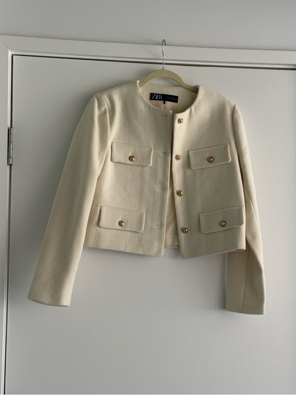 Zara Cream Cropped Tweed Jacket with Gold Buttons